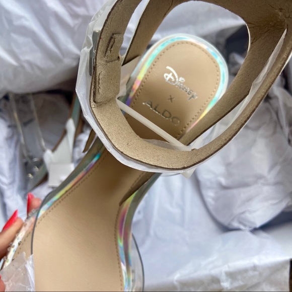 DISNEY x ALDO Cinderella ‘s Glass Slipper - Picture 6 of 10